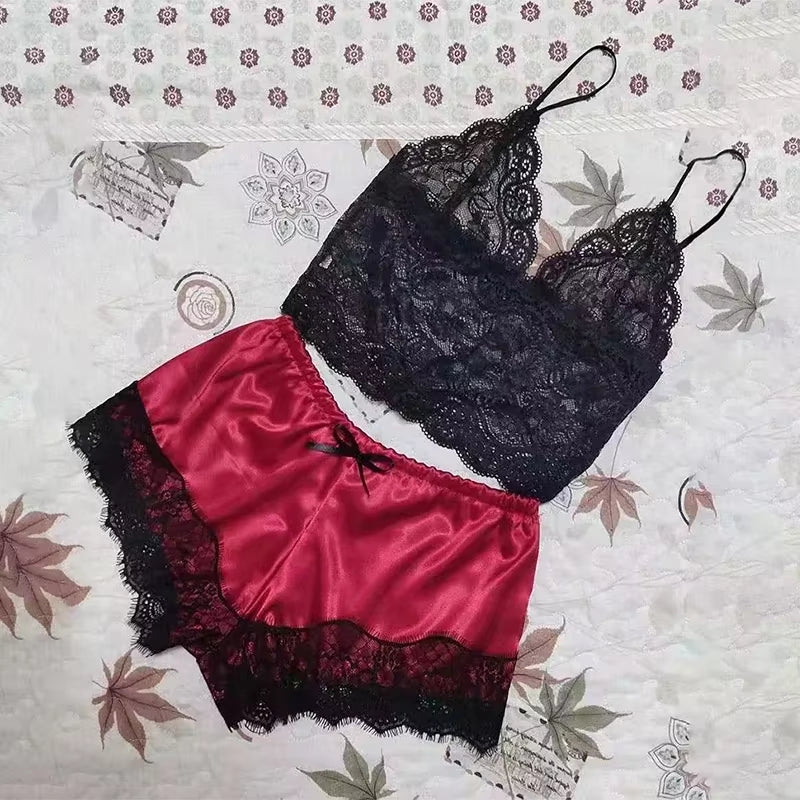 Sleepwear Womens Sexy Pajamas Set Lace Nachtkleding Lingerie Sleeveless V-Neck Tops and Shorts Sets Nightwear Loungewear